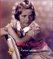 Cover of Hana's Suitcase